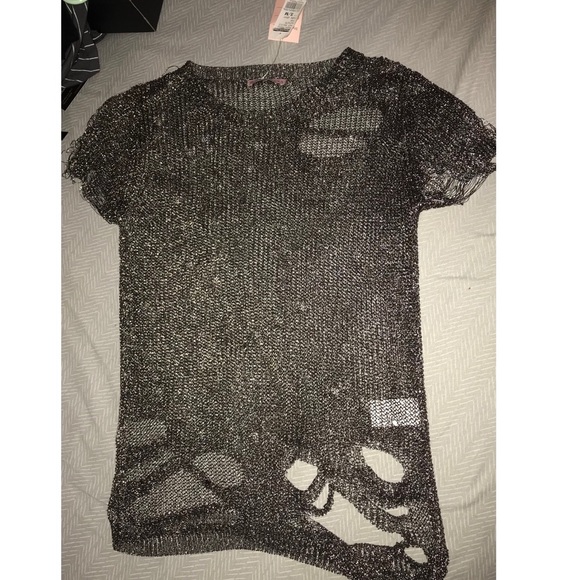 Top - Picture 1 of 4